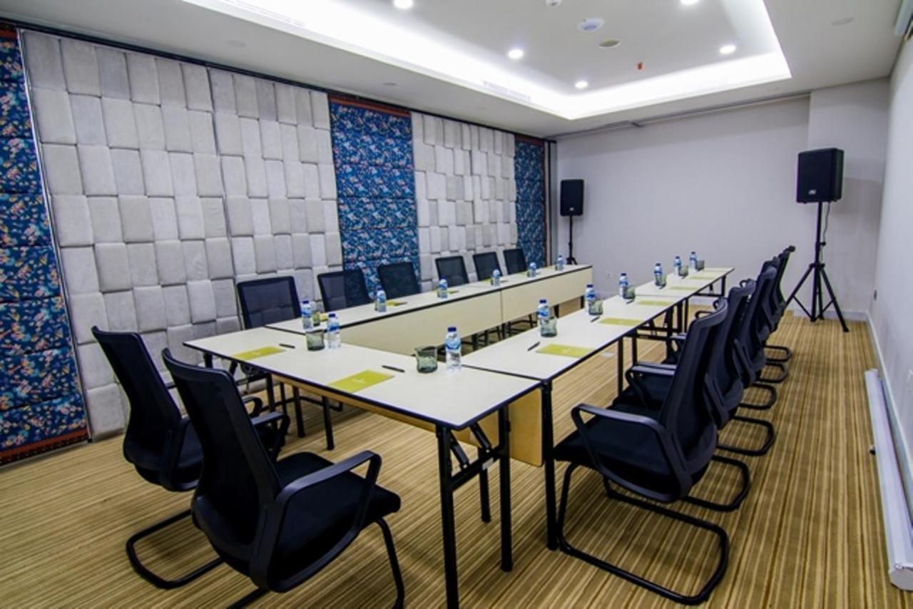 Jambuluwuk Thamrin Hotel 4*