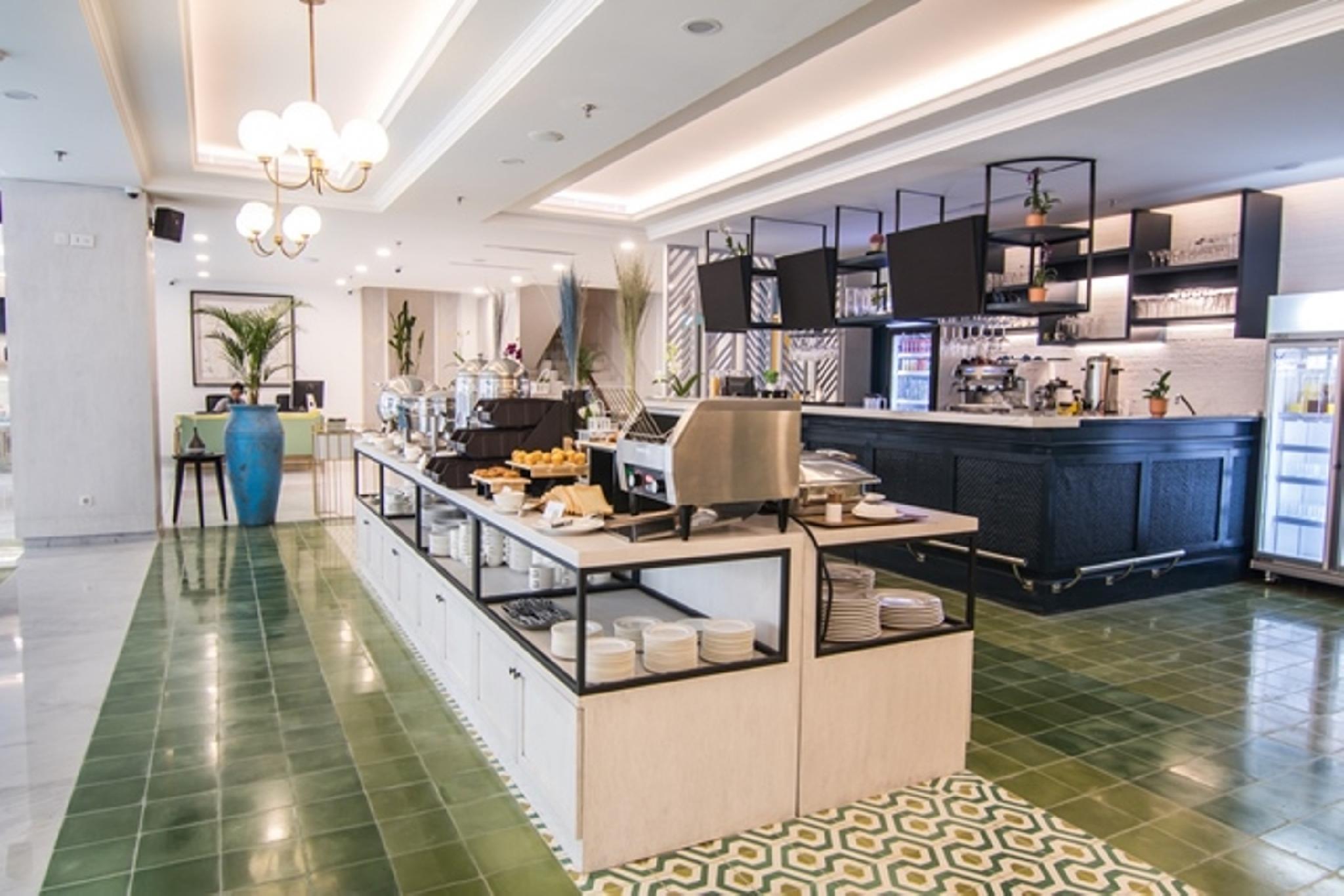 Hotel Jambuluwuk Thamrin 4*